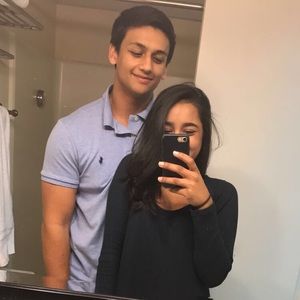 Meet your Posher, Mona